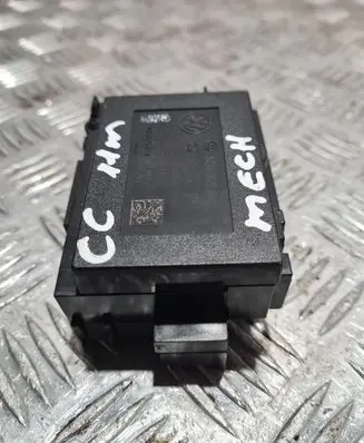Volkswagen PASSAT CC Ignition lock 3C0905843T