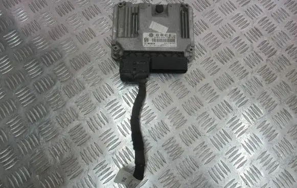 Volkswagen Golf V Engine control unit/module 03G906021QK 0281014055