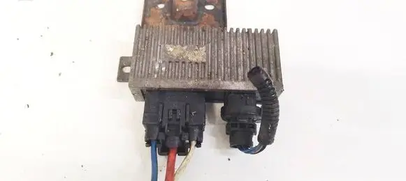 Volvo S40, V40 Coolant fan relay 