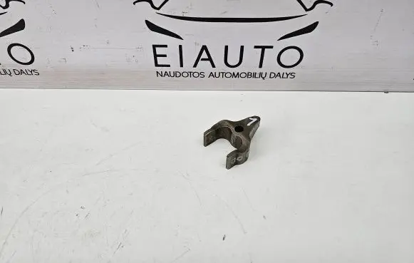 BMW 5 F10 F11 Fuel Injector clamp holder