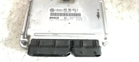 Audi A2 Engine control unit/module 045906019G 28SA4882 0281010220