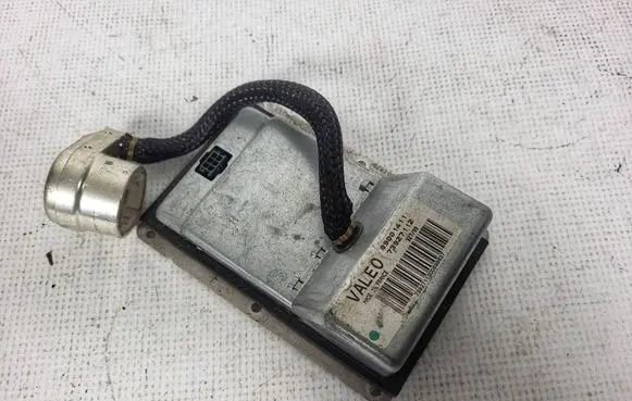 Peugeot 607 Headlight ballast module Xenon 89001411 73927112 7392711200699637