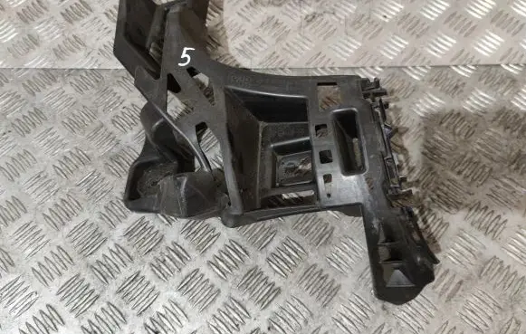 Mercedes-Benz GLS X166 Rear bumper mounting bracket A1668850465