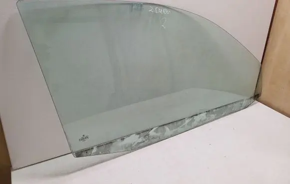 Volkswagen Golf IV Front door window/glass (coupe) 