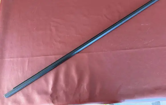 Volkswagen Touran III Front door glass trim molding 5TA837478A