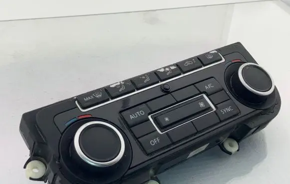 Volkswagen Tiguan Climate control unit 5K0907044GJ 5HB00974690