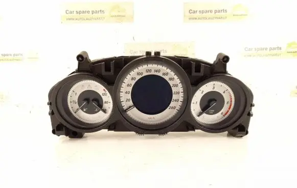 Mercedes-Benz C W204 Speedometer (instrument cluster) 2049004108 2049002408