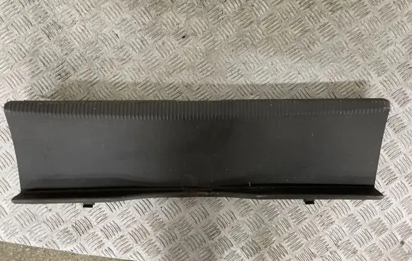 Volkswagen PASSAT B7 Trunk/boot sill cover protection 3C5863459