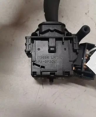 Toyota Avensis T250 Wiper control stalk 8465205170 L99
