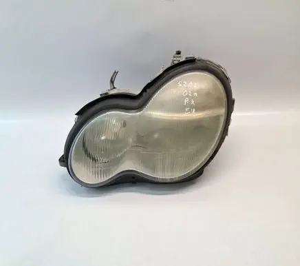 Mercedes-Benz C W203 Headlight/headlamp A2038200161