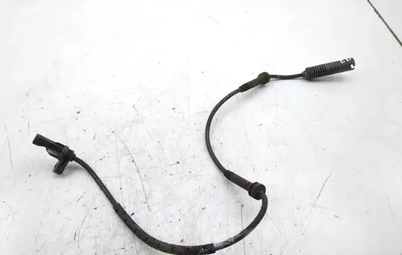 BMW 1 E81 E87 ABS brake wheel speed sensor 10071161983