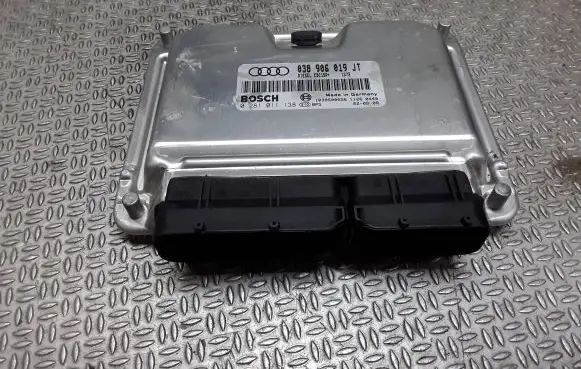 Audi A4 S4 B6 8E 8H Engine control unit/module 038906019JT 0281011138