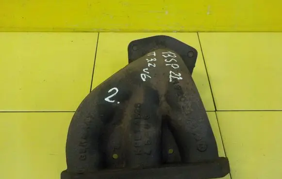 Audi TT Mk1 Exhaust manifold 022253034M