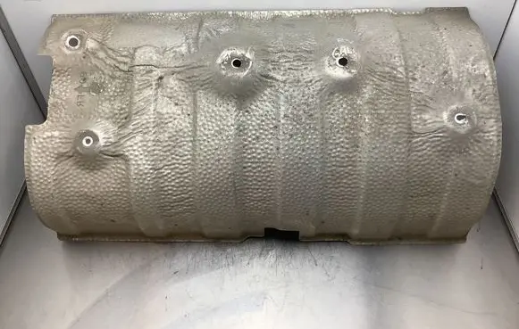 Lexus RX 330 - 350 - 400H Heat shield in engine bay