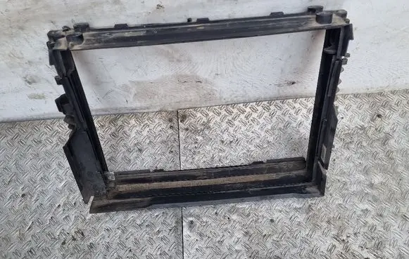 BMW 7 E65 E66 Radiator trim 7508023 17117508023 7507970