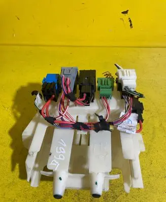 BMW 1 E82 E88 Other engine bay part RZ4R1P2K4