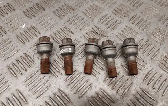 Audi Q5 SQ5 Nuts/bolts 