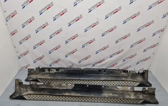 BMW X6 E71 Sill 7184419