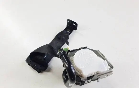 Rear seatbelt
