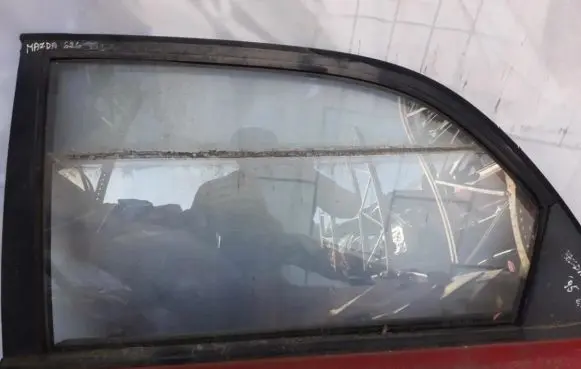 Mazda 626 Rear door window glass
