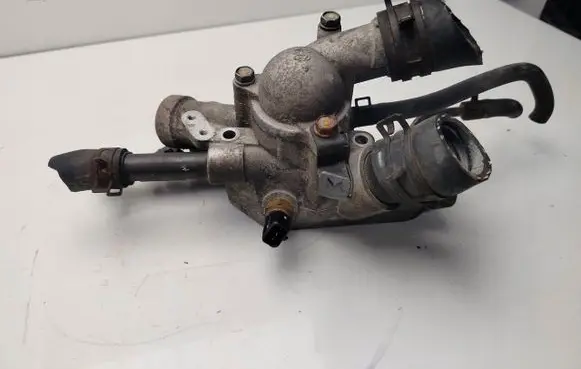 KIA Carens II Thermostat 