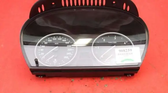 BMW 5 E60 E61 Speedometer (instrument cluster) 9153757
