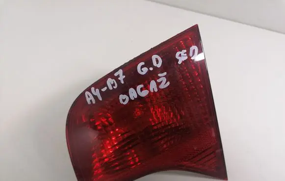 Audi A4 S4 B7 8E 8H Tailgate rear/tail lights 8E5945094A