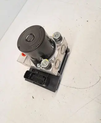 Volkswagen Polo V 6R ABS Pump 6Q0907379