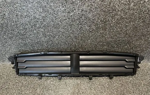 Porsche Macan (95B) Intercooler air guide/duct channel 95B121635 95B121635E A0510245500