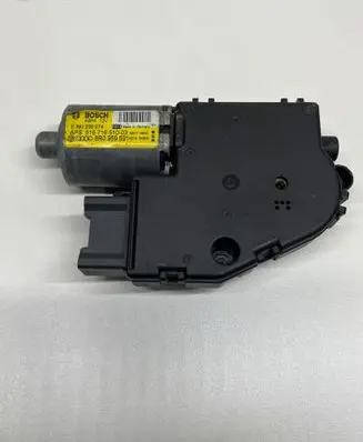 Volkswagen Golf V Sunroof motor/actuator 0390200074 8R0959591 51571651003