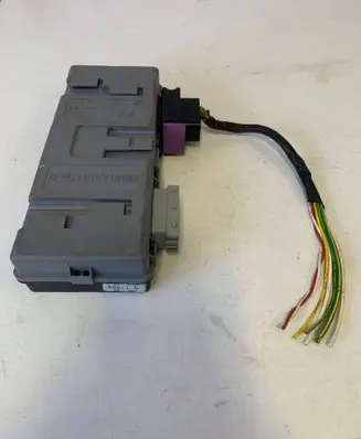 Peugeot 607 Seat control module 9638960380