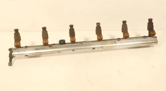 Volvo S80 Fuel main line pipe 9186340