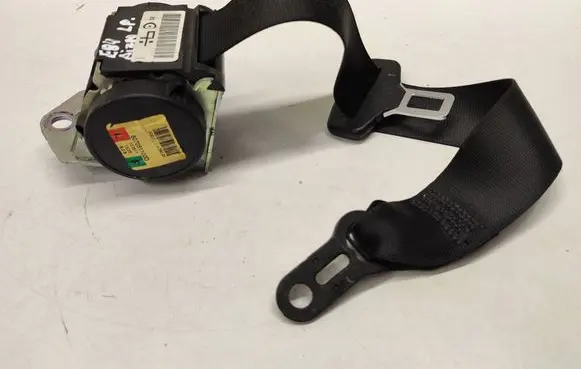 BMW X1 E84 Rear seatbelt 607051100 100317
