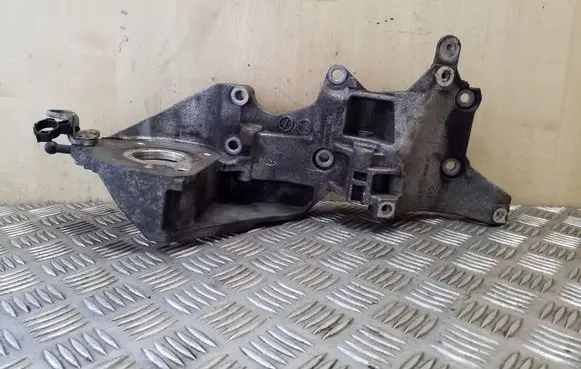 Volkswagen Golf VI Generator/alternator bracket 03L903143Q