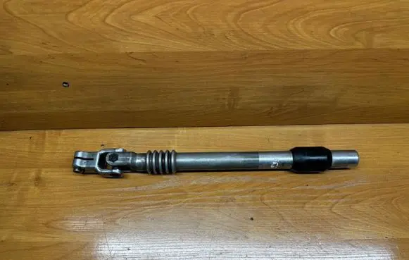 BMW 5 E39 Steering column universal joint