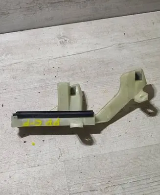 Opel Corsa F Front door windshield rail 9823206080