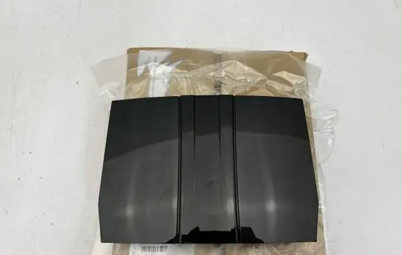 BMW 2 Active Tourer U06 Bonnet/hood grill 8080220