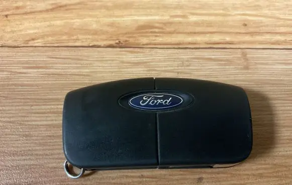 Ford Mondeo MK IV Ignition key/card 