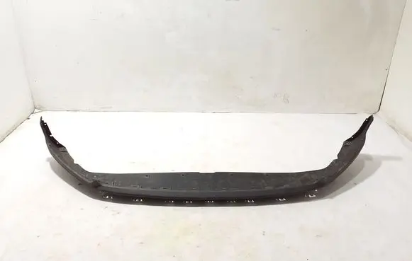 Volvo XC40 Front bumper lip 32136097