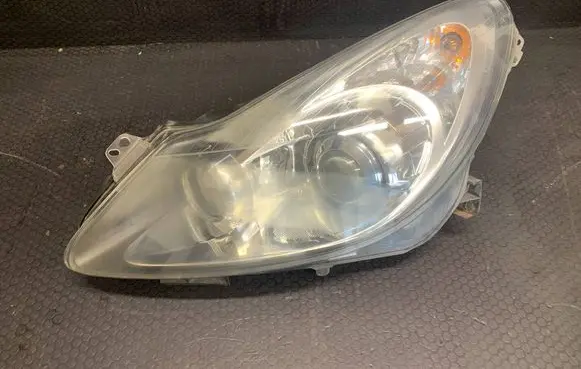 Opel Corsa D Headlight/headlamp 89391389