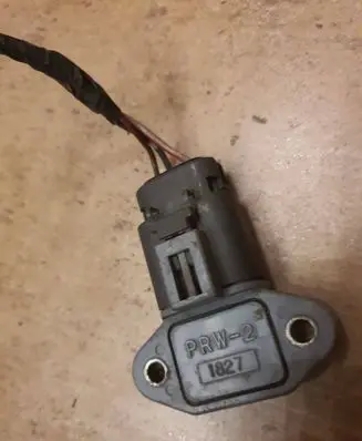 Mazda 929 Ignition amplifier control unit Prw2 1827