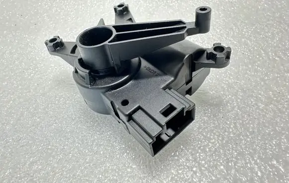 Volkswagen Touareg I Air flap motor/actuator 7L0907511AL