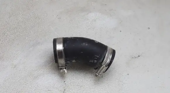 Volkswagen Atlas Cross Sport Intercooler hose/pipe 5Q0145828A