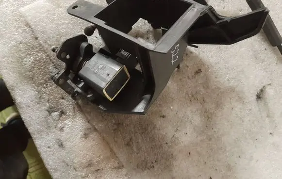 Mercedes-Benz ML W163 Accelerator throttle pedal A0125423317 0125423317