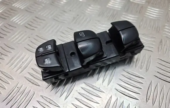 Nissan Juke I F15 Electric window control switch 254011KK5E