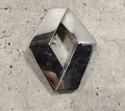 Renault Laguna II Manufacturer badge logo/emblem 8200027424