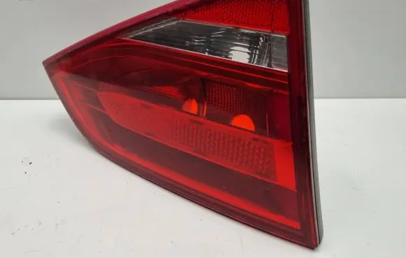 Audi A4 S4 B8 8K Tailgate rear/tail lights 8K5945093