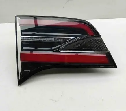 Tesla Model X Tailgate rear/tail lights 103433800B