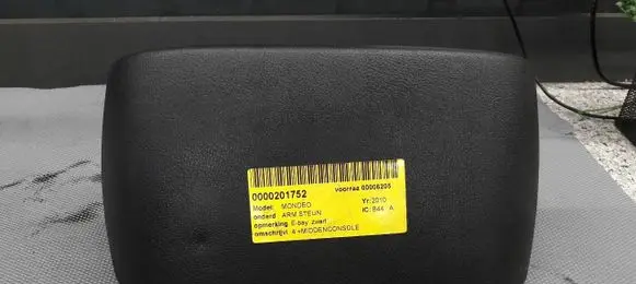 Ford Mondeo Mk III Armrest 9M21-R044C82