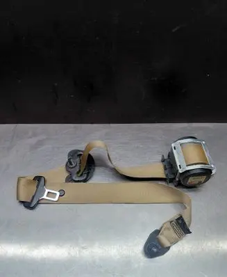 BMW 5 E60 E61 Front seatbelt 601629800D